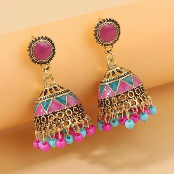 Jewelry - EARRINGS NWOT